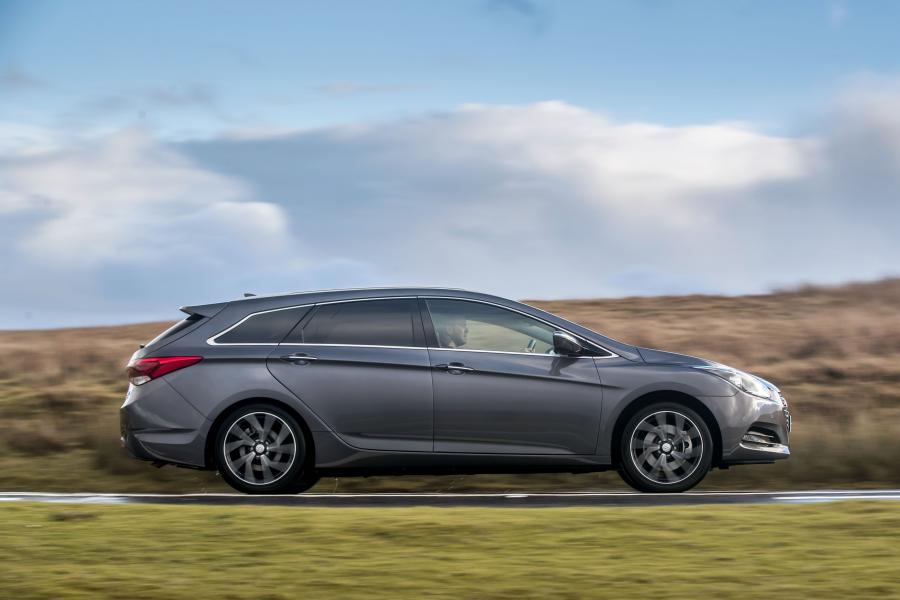  Hyundai i40 Tourer 2019 года  (UK) (фото 9 из 40)